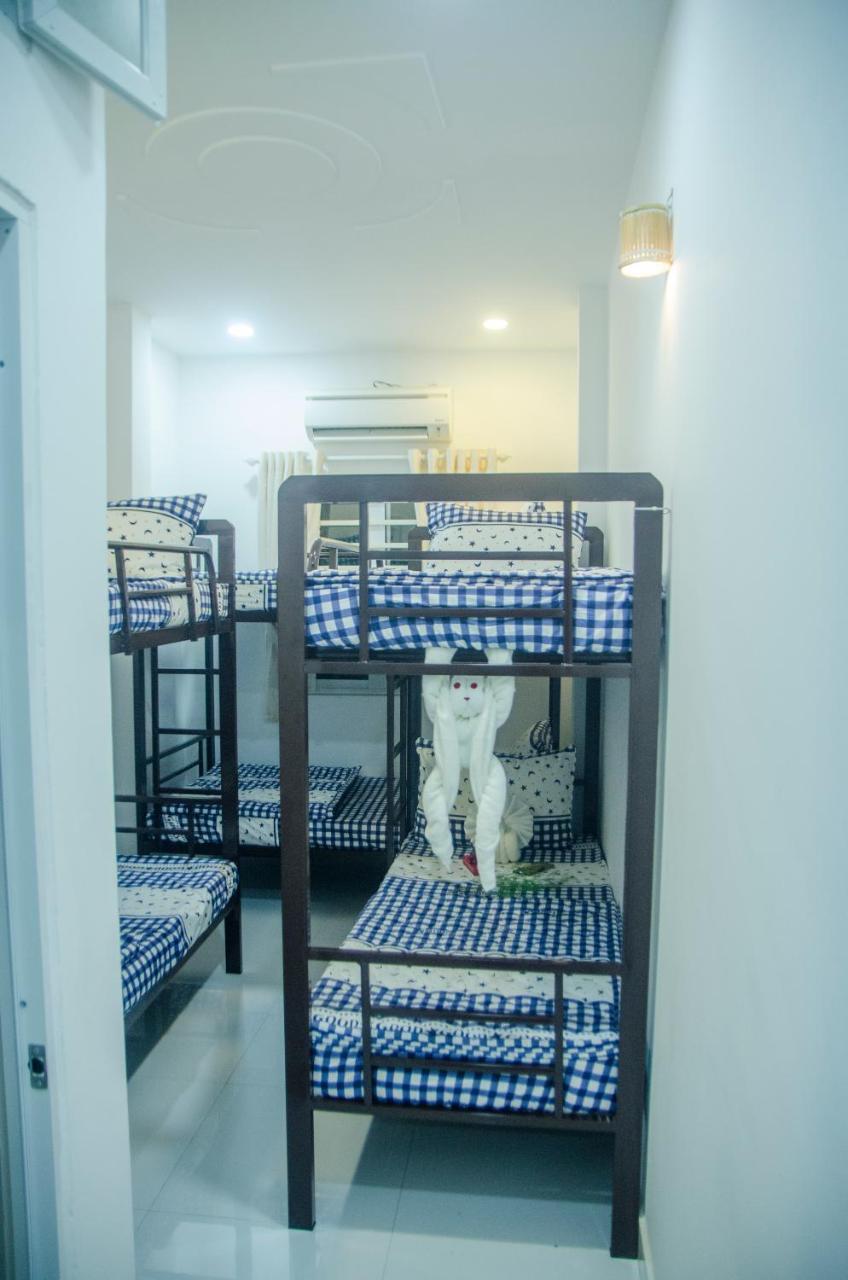 H Best Hostel Cafe Saigon Хошимин Экстерьер фото