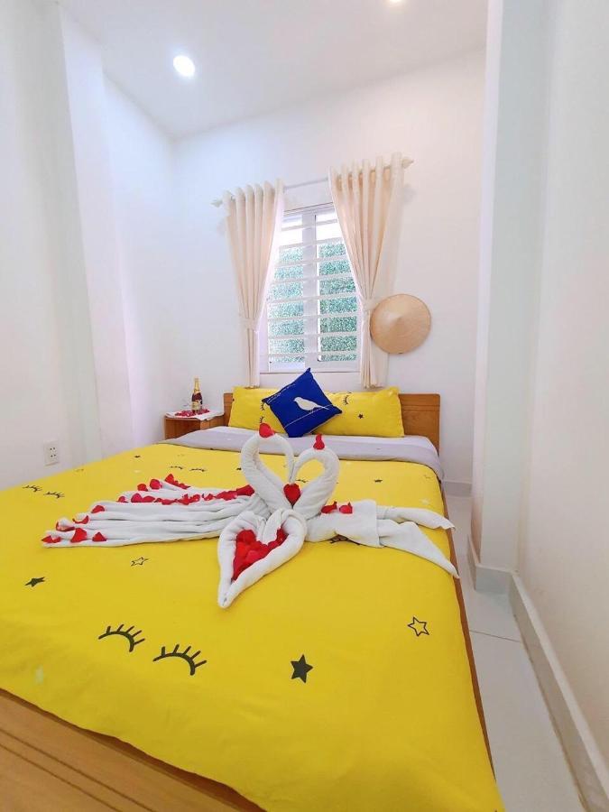 H Best Hostel Cafe Saigon Хошимин Экстерьер фото