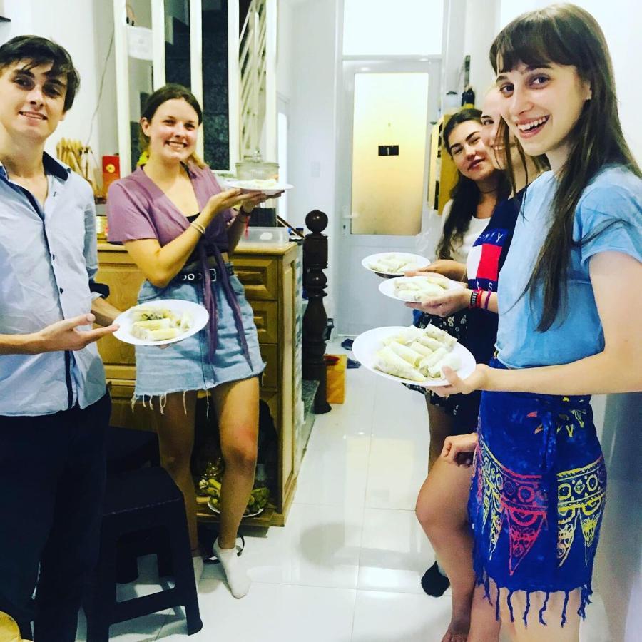 H Best Hostel Cafe Saigon Хошимин Экстерьер фото